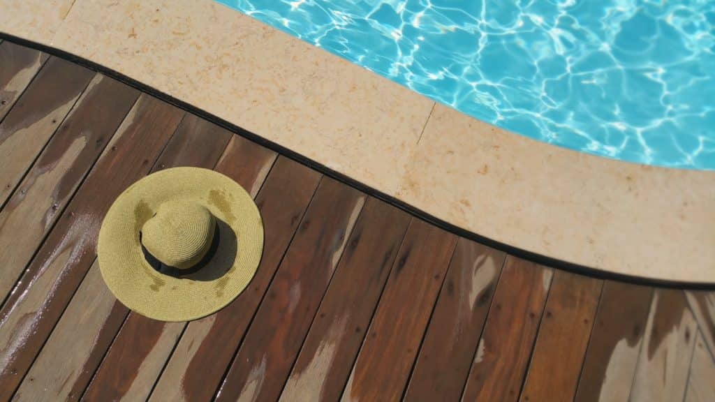 pool cover systems poolside